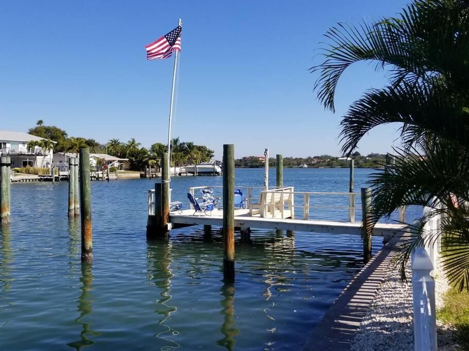 Irb Surf House Waterfront Oasis+ Sunshine +Fun Kayaks Clearwater Beach Exterior foto